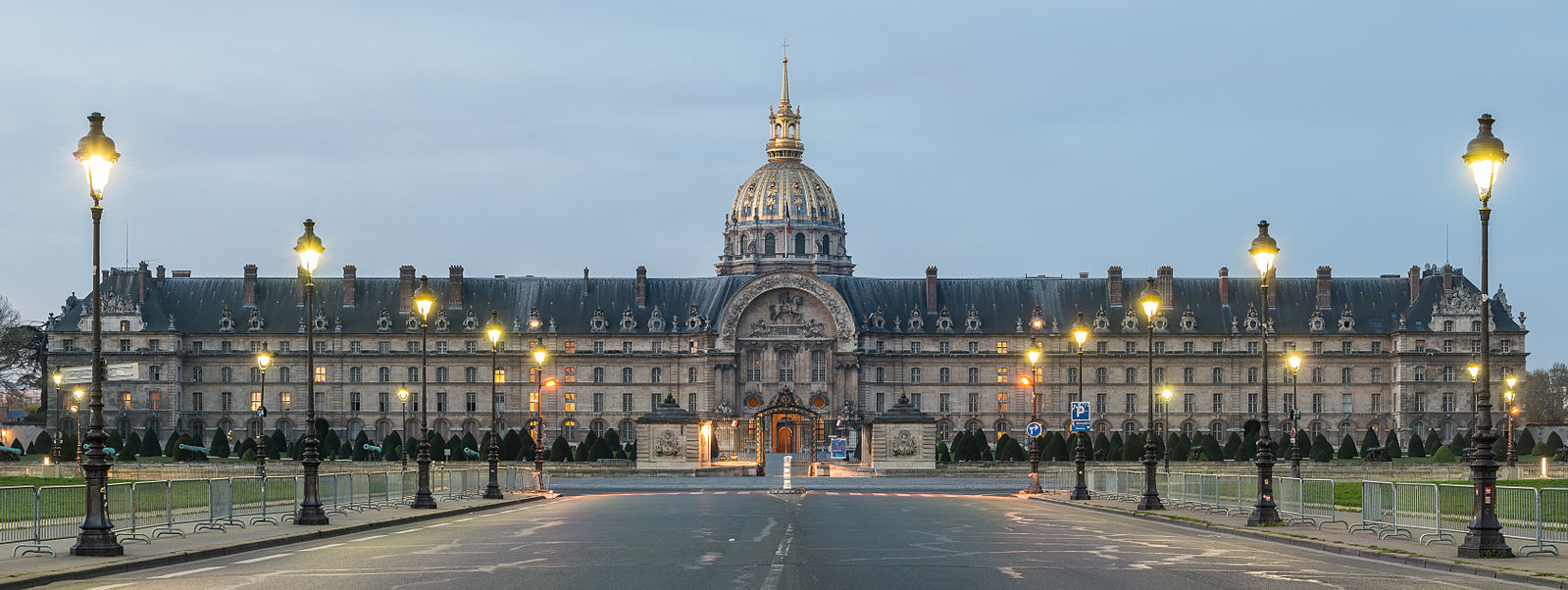 Les Invalides